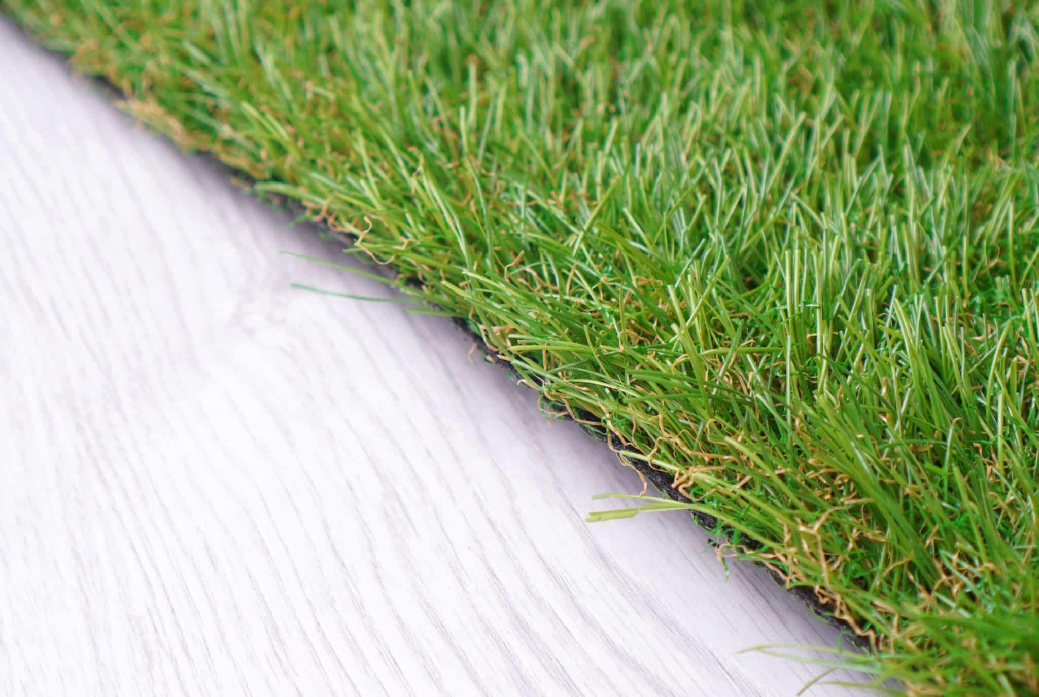 דשא סינטטי שטיח